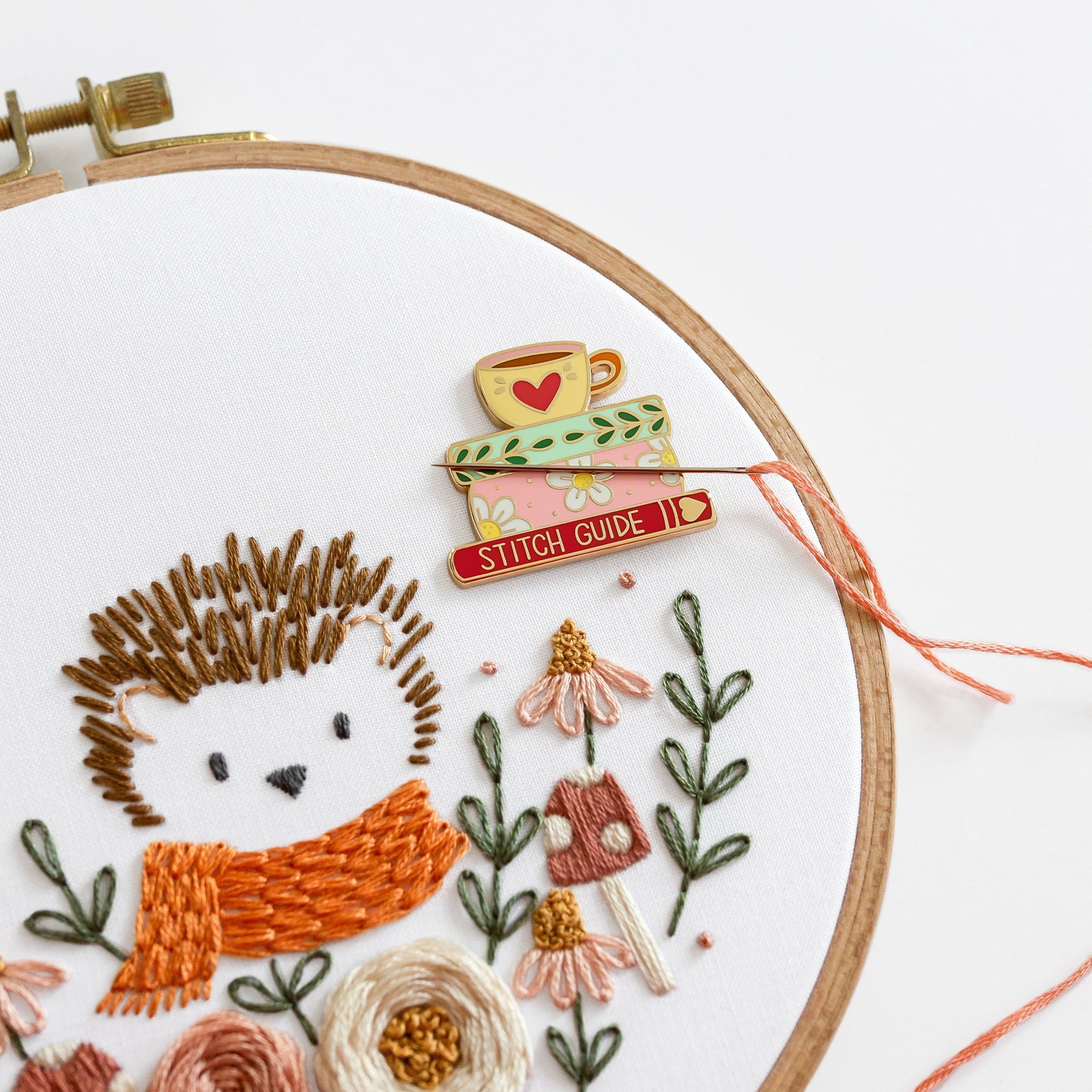 Books and Tea Needle Minder