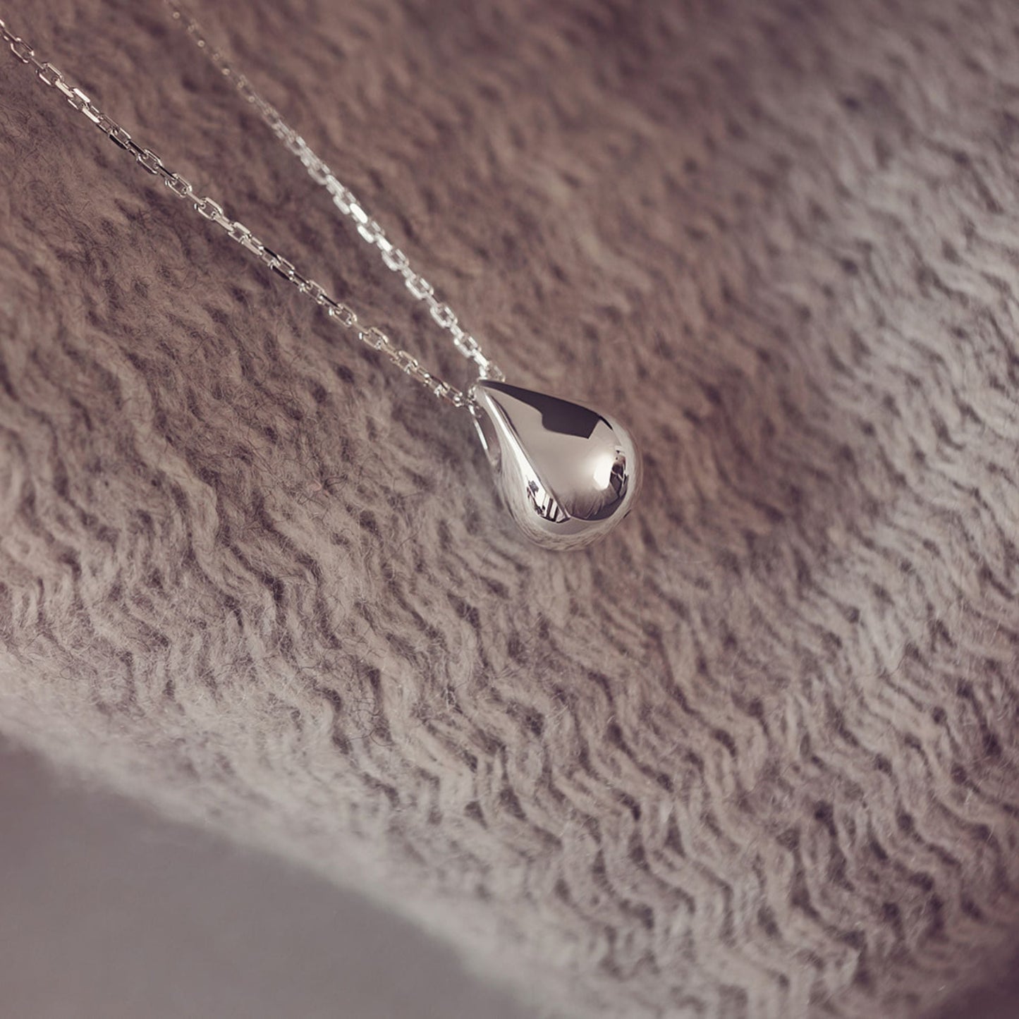 Ashes Droplet Urn Necklace
