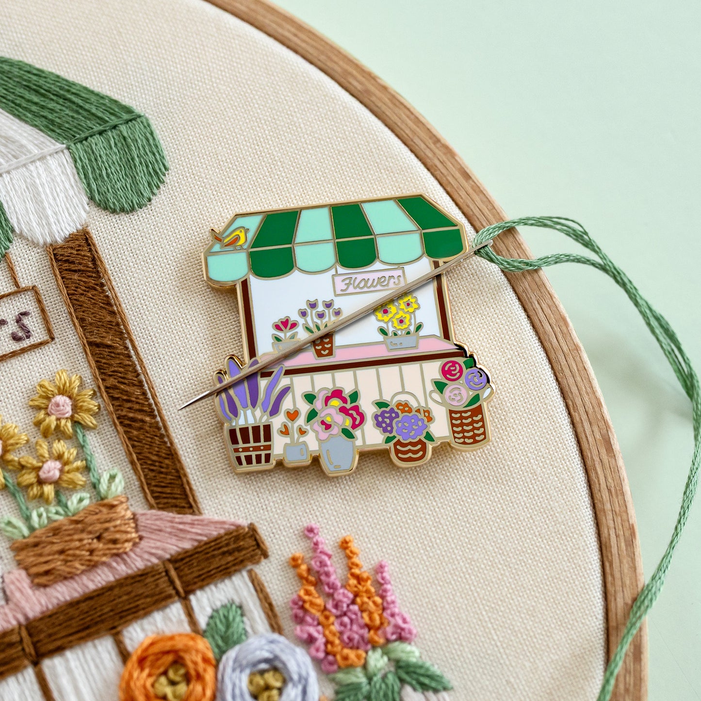 Blooming Stall Needle Minder