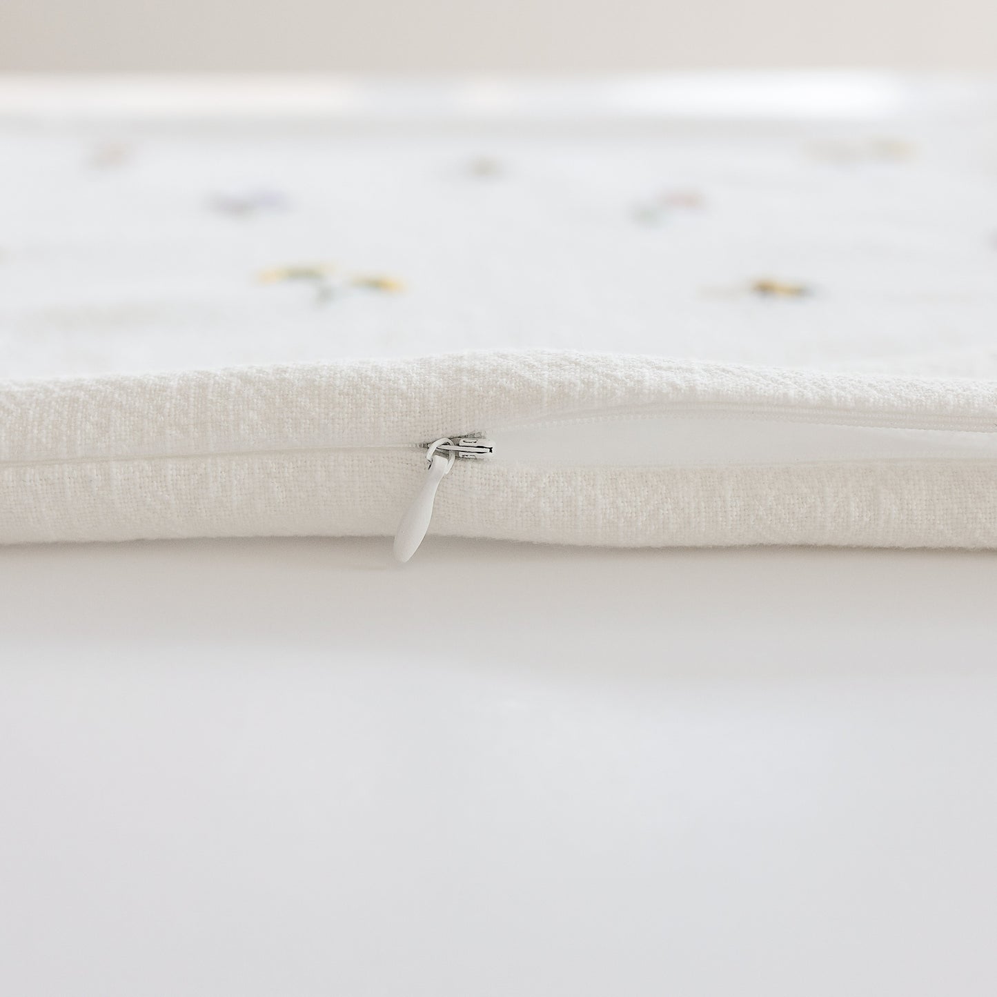 Bees and Wildflowers Throw Pillow Cover Kit